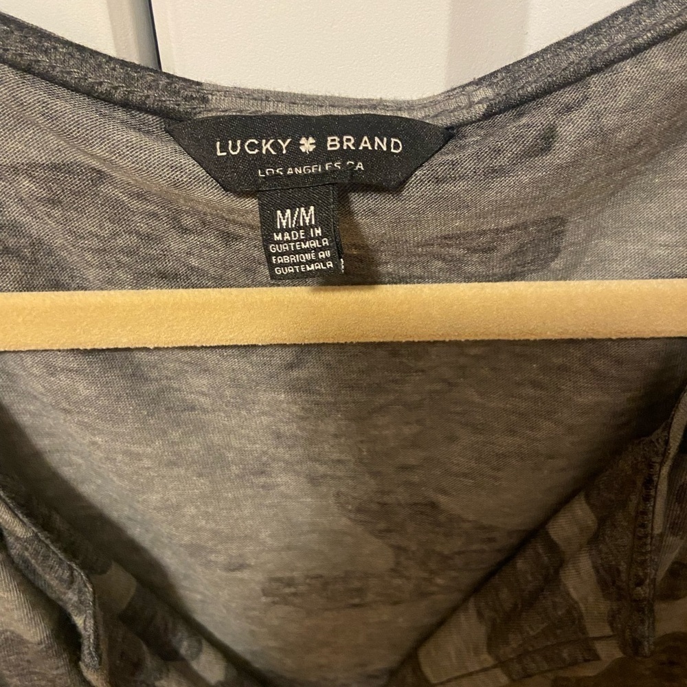 Lucky Brand Camo Tie-Front Top – Gray – Size M - Picture 4 of 5